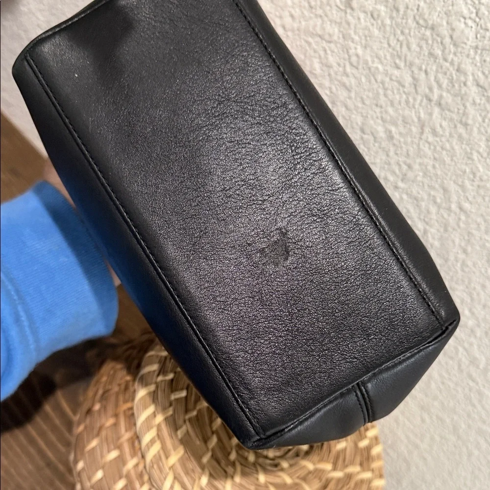 Mini Coach Black Leather Bag - Picture 13 of 14